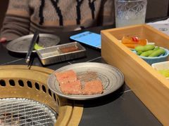 -山川小町·极番烧肉(新地假日广场店)