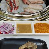 「秋田小舍日式烤肉自助(大兴鸿坤广场店)」店面有点小