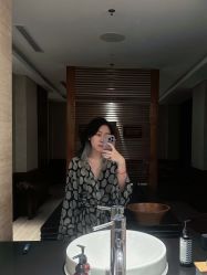 -PE SALON