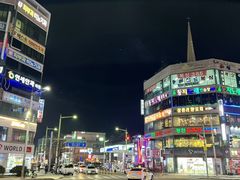 -BHC炸鸡(明洞总店)
