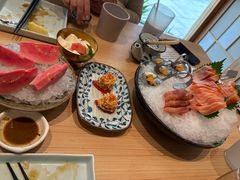 -花和海鲜自助(梅江店)