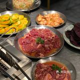 我宣布南宁烤肉天花板必须要有它的名字 排队也要吃🥩