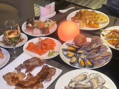 -唐拉雅秀酒店-西锦汇空中BBQ·思创餐厅