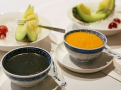 -洋房火锅(上海新天地南北里店)
