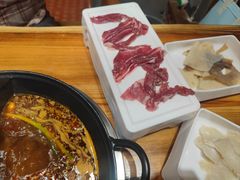 -香逸山自助火锅