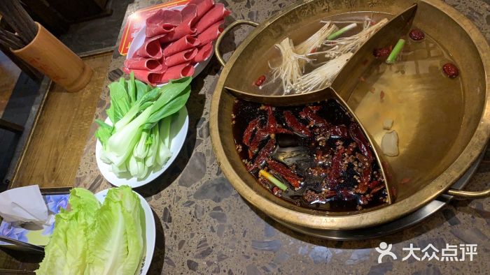 小龙坎老火锅图片