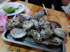 -蚝哥花姐湛江烤生蚝(美丽湾市场店)