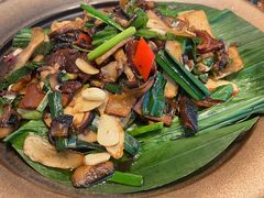 -云海肴·汽锅鸡·云南代表菜(浦江欢乐颂店)