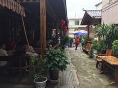 -王万妈卤猪脚(青岩交通路)