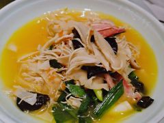 -雀蓝川菜(奥体广场店)