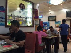 大堂-小船渔村•大连菜•大连焖鱼(明泽街店)