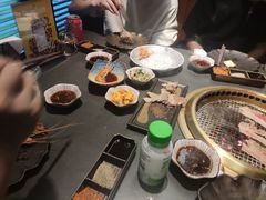 -铭牛烧肉·和牛海鲜自助(高新月牙湖店)
