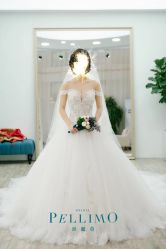 -派丽莫Pellimo原创设计婚纱品牌