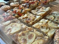 -VERIE BAKEHOUSE