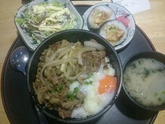 -京和风食堂·定食寿喜锅(保利樾广场店)