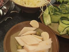 -渝井巷重庆老火锅(沈阳吉祥店)