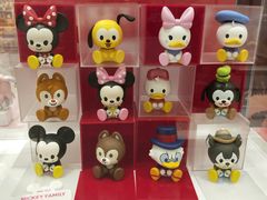 -泡泡玛特POPMART(蓝色港湾店)