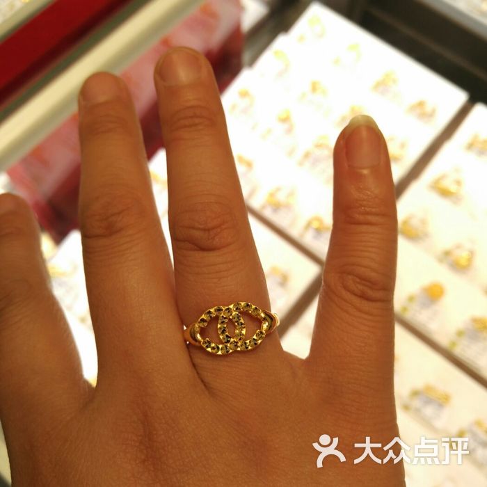 英特纳黄金珠宝广场图片-北京更多婚戒首饰-大众点评网
