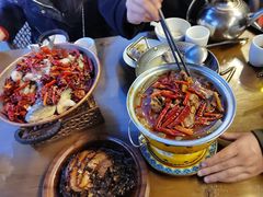 -隔壁老王·家常云南菜(花巷店)