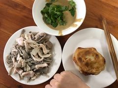 -宝瑞门钉肉饼店