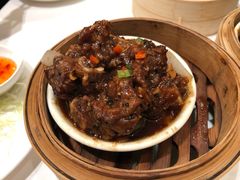 -深圳富苑皇冠假日套房酒店