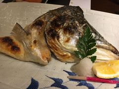 烤三文鱼头-松子料理(白家庄店)