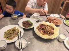 -闫府私房菜·百年鲁菜(恒隆店)