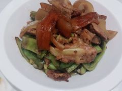 月牙骨焖豆角-北李妈妈菜·海肠捞饭(高新万达店)