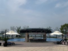 -上海滴水湖皇冠假日酒店
