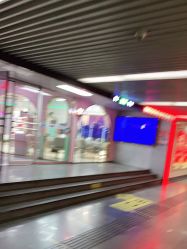 -BULB STUDIO 巴柏明星发型工作室