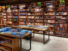 -新华书店(永安路店)