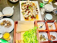 -五谷丰登农家院·地道胶东菜·海鲜烧烤(威海店)