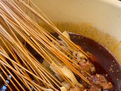 -拈签一笑黄牛肉辣卤串串