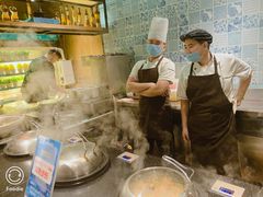 -领鲜活海鲜榴莲自助火锅(东门店)