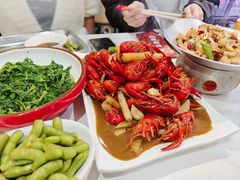 -聚红尚龙虾·烧烤·家常菜(济南路新天地店)