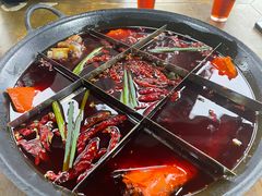 -正南齊北重庆老火锅(光华村直营店)