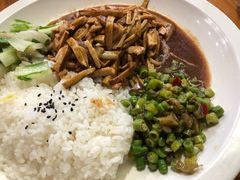 香干肉丝饭-何太太馄饨面铺(大浒东苑店)