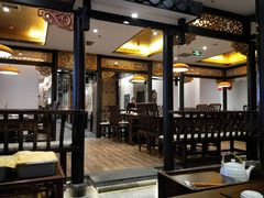 -小天鹅火锅·一线江景洪鼎旗舰店(洪崖洞店)