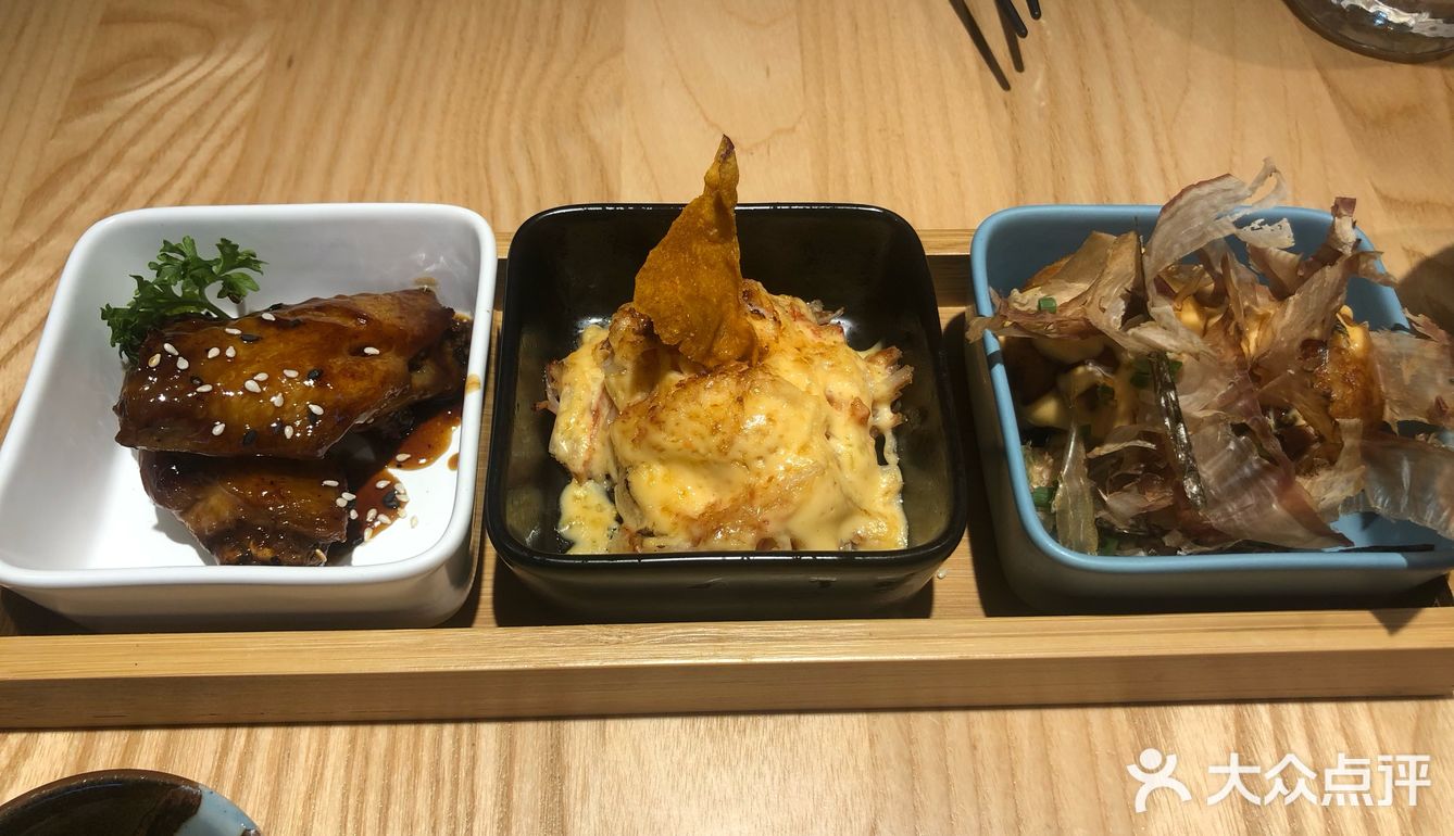 首先说一下辣炒章鱼虾仁