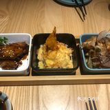 首先说一下辣炒章鱼虾仁