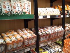 -来伊份(龙之梦长宁店)