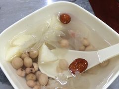 -红鼻子桂林米粉(金唐新光界店)