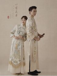 -易摄影婚纱摄影工作室