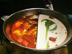 -湊湊火锅·茶憩(新中关购物中心店)