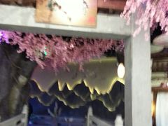 -韵秋荷(宝山龙湖天街店)