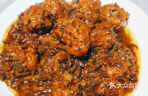 Pork Meatballs with Preserved Mustard Greens