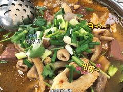 -欢乐牛香(东海二路店)