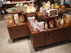 零售区-星巴克臻选(北京颐堤港中心第二店)