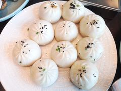 传统芝麻生煎包-环球港凯悦 · 享悦中餐厅