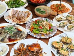 -岛中岛·海鲜大排档·万宁老字号(东澳店)